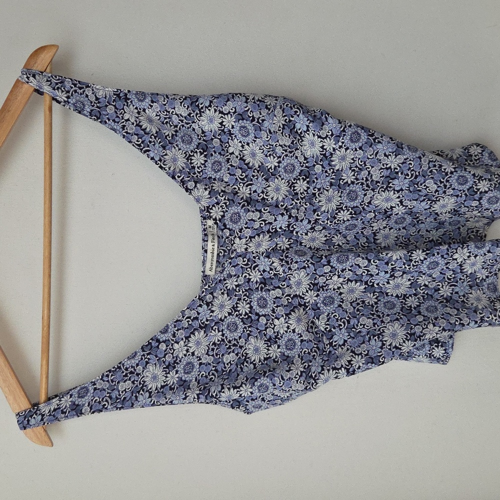 Abercrombie & Fitch Blue Floral V-Neck Cami Tank Top Sleeveless Summer Boho Sz.M - Picture 8 of 12